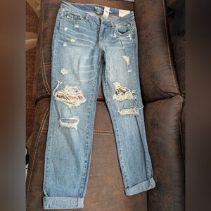 Ladies blue jeans with stretch